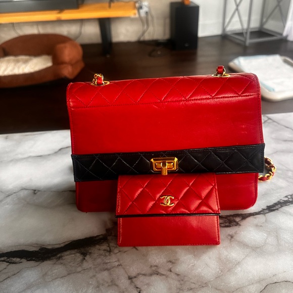 Rare CHANEL CC trapézoid flap bag with wallets - Picture 2 of 14